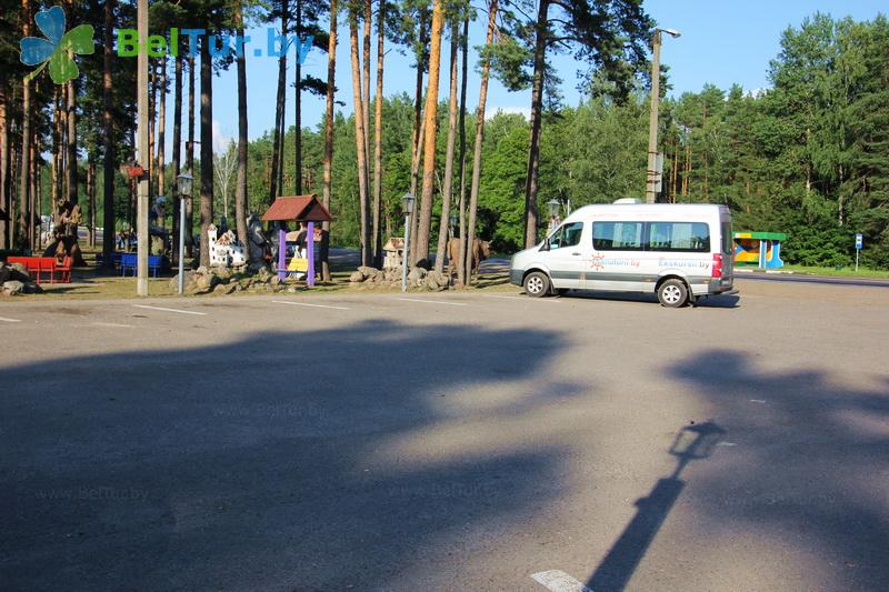 Rest in Belarus - hotel complex Guest Yard - Parking lot