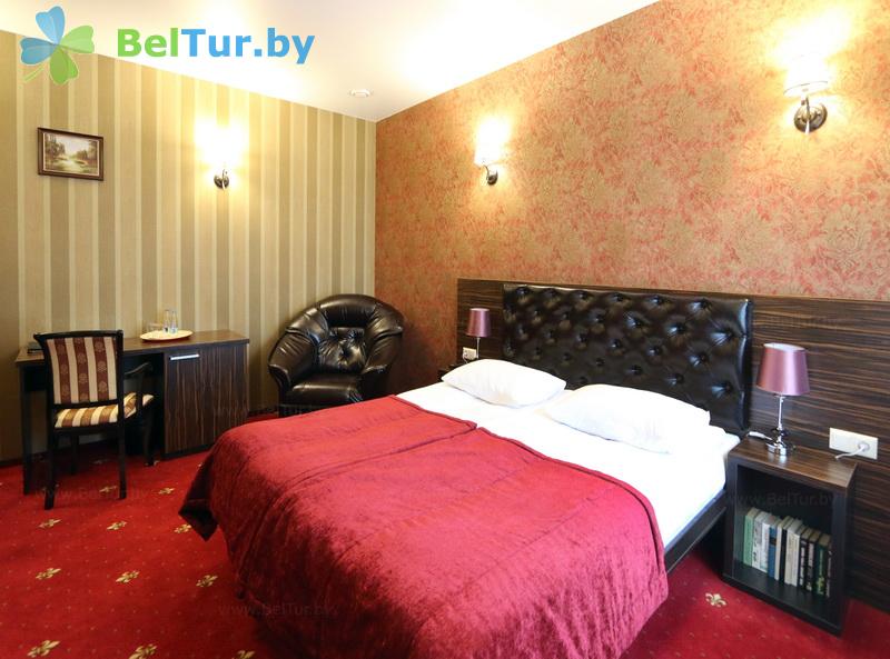 Отдых в Белоруссии Беларуси - гостиница М-отель - двухместный однокомнатный полулюкс (отель) 