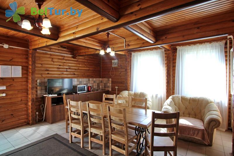 Rest in Belarus - recreation center Leoshki - 1-room for four people (cottage 6) 