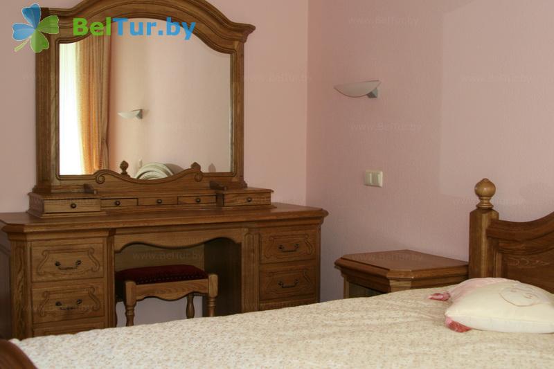 Rest in Belarus - hotel complex Ogonek Volma - 2-room single suite (building 10) 