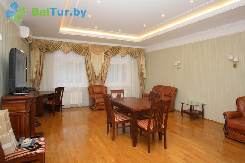 Rest in Belarus - hotel complex Ogonek Volma - 2-room apartment for 2 people (building  8.1 - 8.4) 