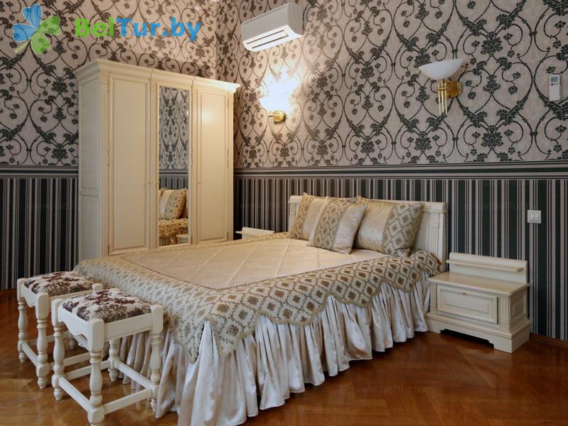 Rest in Belarus - hotel complex Ogonek Volma - 3-room double apartment superior (building 9) 