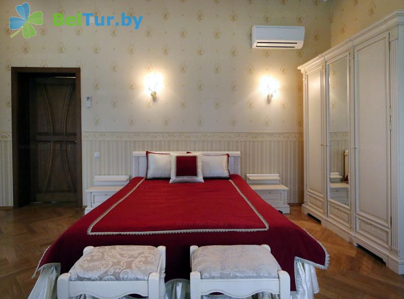 Rest in Belarus - hotel complex Ogonek Volma - 3-room double apartment superior (building 9) 