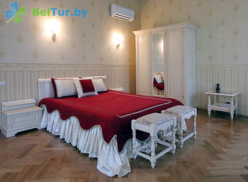 Rest in Belarus - hotel complex Ogonek Volma - 3-room double apartment superior (building 9) 