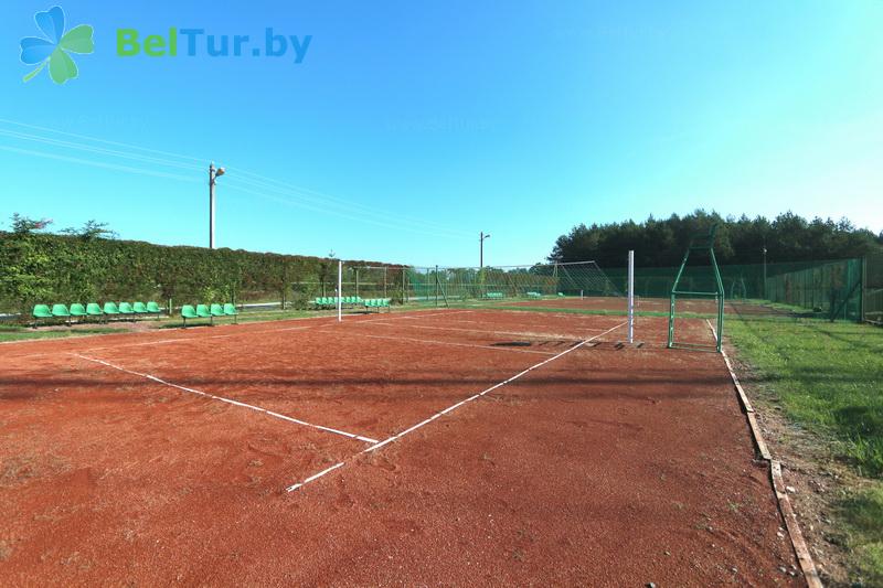 Отдых в Белоруссии Беларуси - туристический комплекс Энергия - Теннисный корт