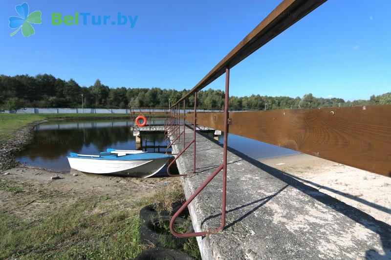 Отдых в Белоруссии Беларуси - туристический комплекс Энергия - Прокат лодок