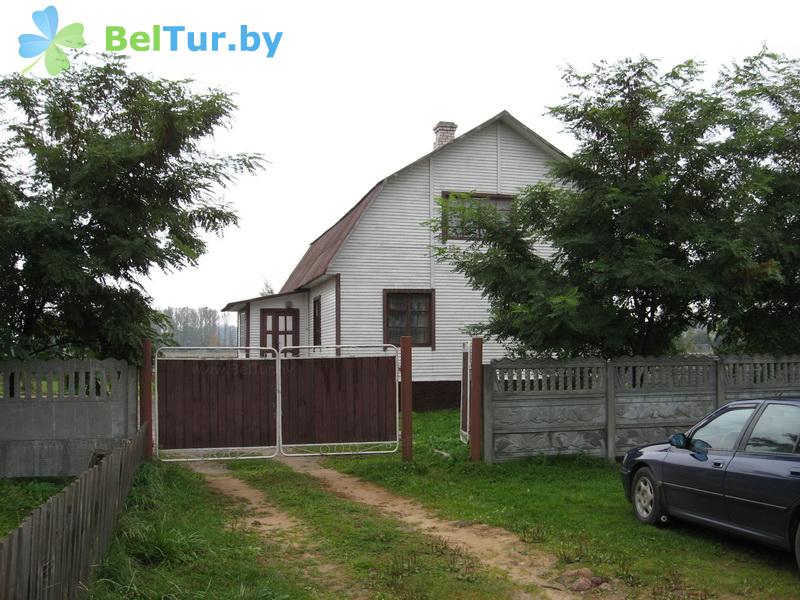 Rest in Belarus - hunter's house Starodorozhski h1 - Parking lot