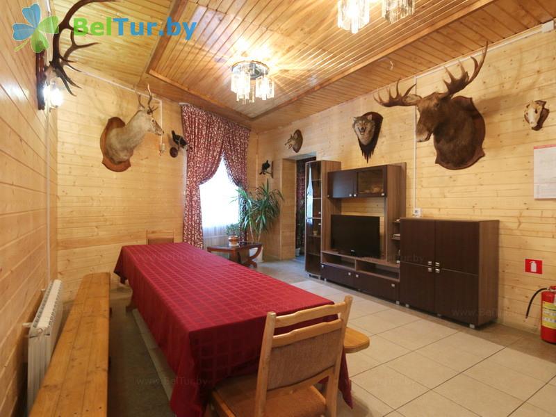 Rest in Belarus - hunter's house Krupski - house for 14 people (hunter's house) 