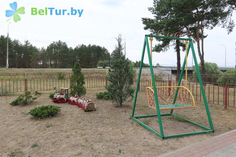 Отдых в Белоруссии Беларуси - гостиница Маёнтак - Детская площадка