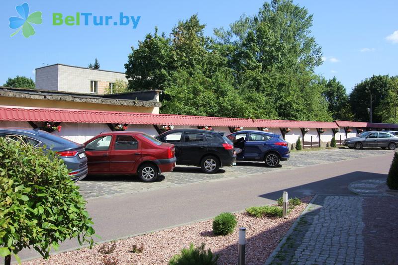 Rest in Belarus - hotel Chisto Hotel - Parking lot