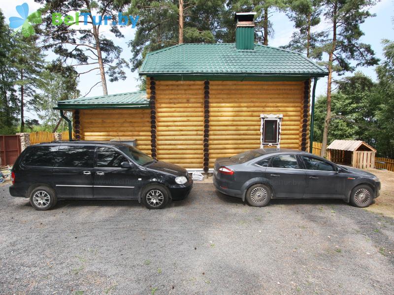 Rest in Belarus - hunter's house Disnensky - Parking lot