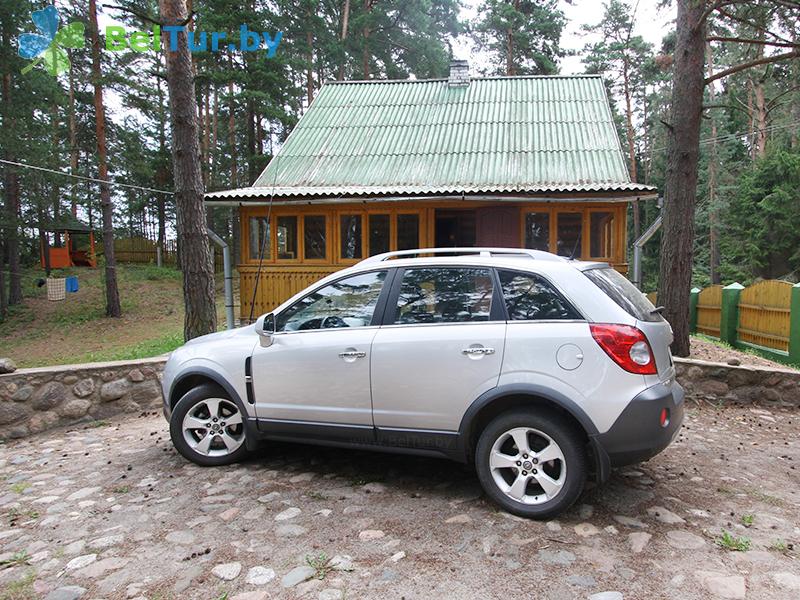 Rest in Belarus - hunter's house Disnensky - Parking lot