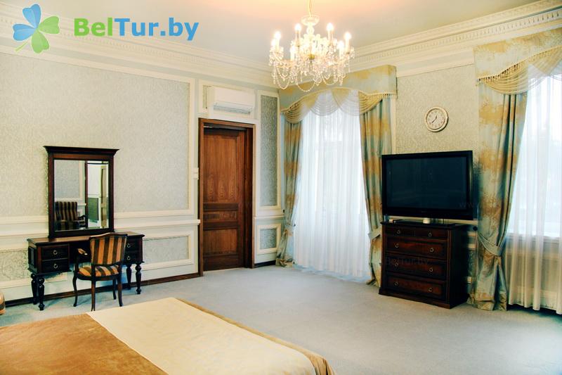 Rest in Belarus - hotel complex Dipservice Hall - 4-bed 3-room lux 4 (Voyskovy 4) 
