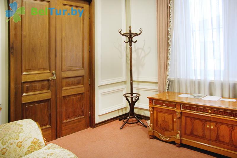 Rest in Belarus - hotel complex Dipservice Hall - double 2-room lux 3 (Voyskovy 4) 