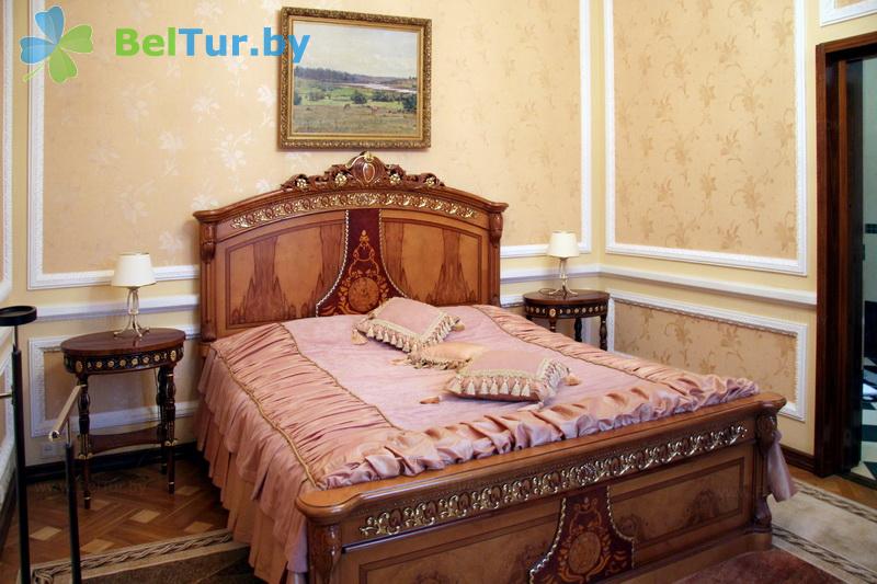 Rest in Belarus - hotel complex Dipservice Hall - double 2-room lux 1 (Voyskovy 4) 