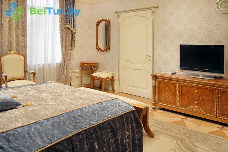Rest in Belarus - hotel complex Dipservice Hall - VIP cottage for 2 people (Frunze 11) 