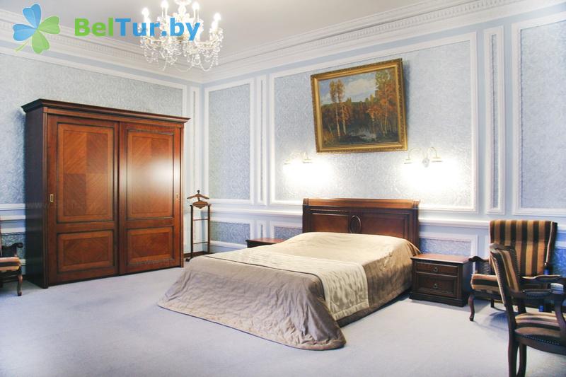 Rest in Belarus - hotel complex Dipservice Hall - 4-bed 3-room lux 4 (Voyskovy 4) 