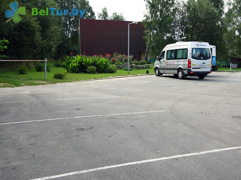 Rest in Belarus - recreation center Park hotel Format - Parking lot