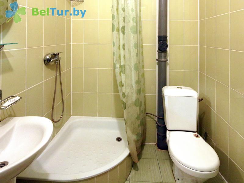    -   -  - 2- 2- / Family Room ( 1, 2) 