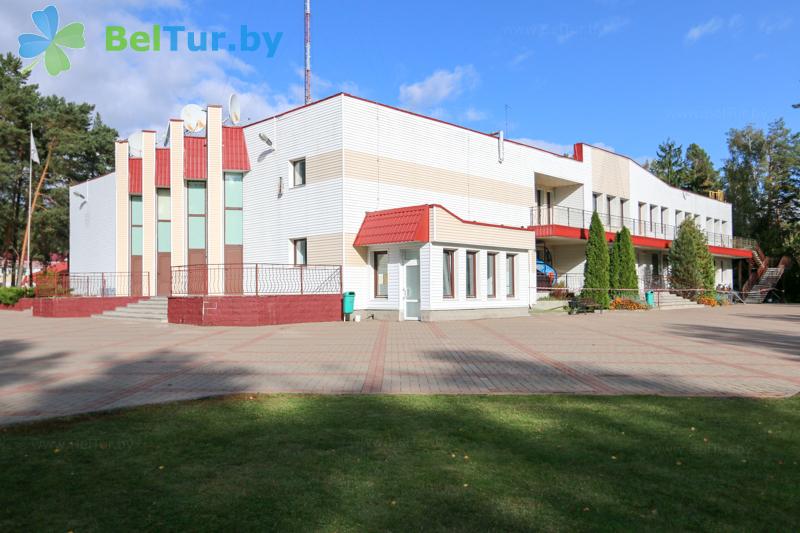 Rest in Belarus - health-improving center Alesya - administration building