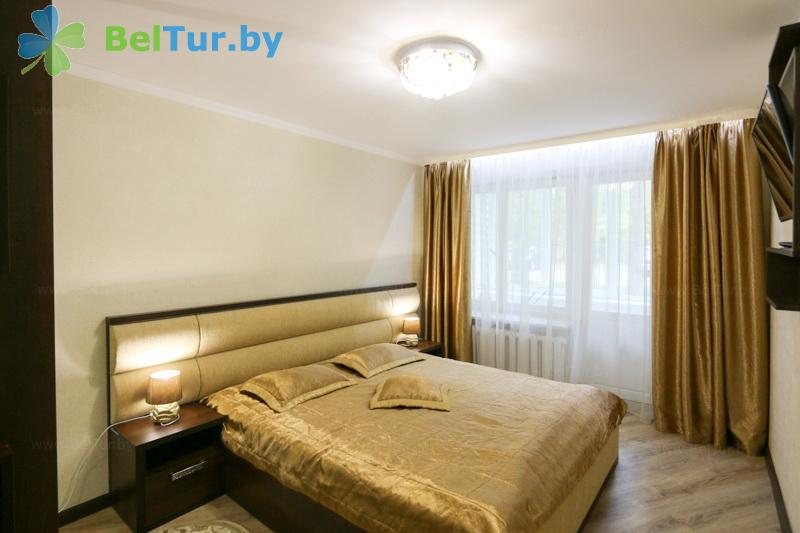     -    - 2- 4- / apartament ( 4) 