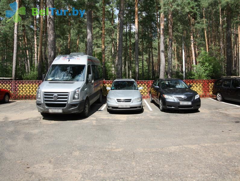 Rest in Belarus - tourist complex Vysoki bereg - Parking lot