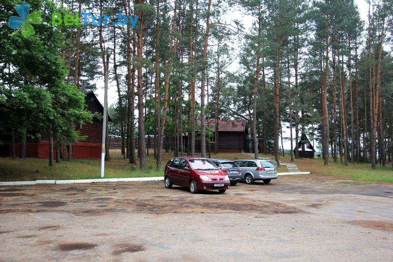 Rest in Belarus - tourist complex Vysoki bereg - Parking lot