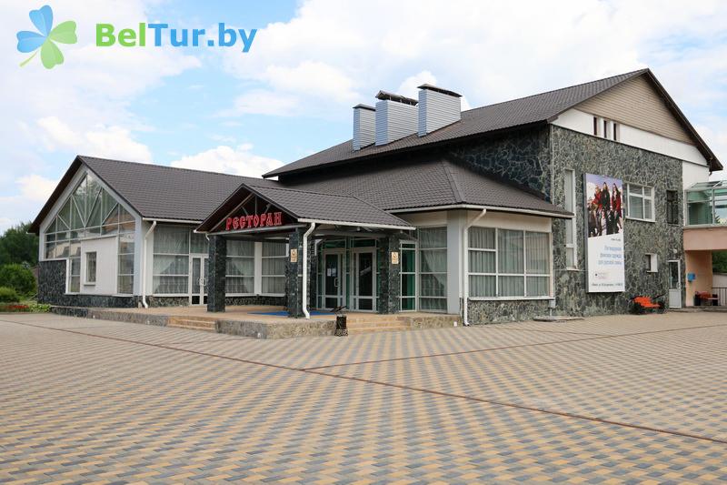 Отдых в Белоруссии Беларуси - республиканский горнолыжный центр Силичи - ресторан