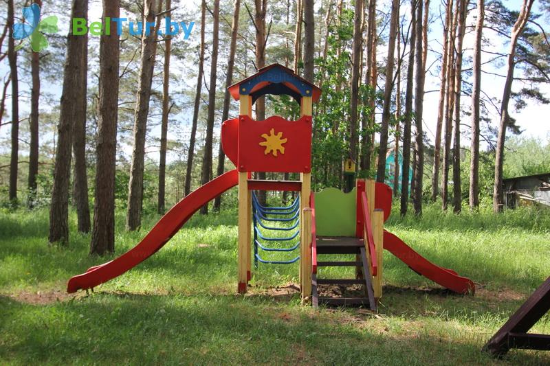 Адпачынак у Беларусі - база адпачынку Чачалі - Дзіцячая пляцоўка