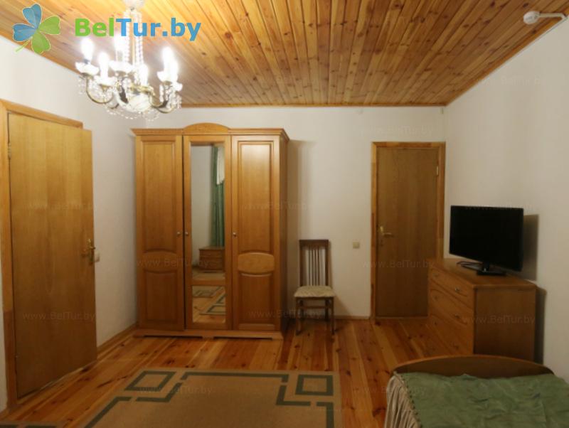 Rest in Belarus - guest house Dom grafa Tyshkevicha - 1-room double / twin (guest house) 