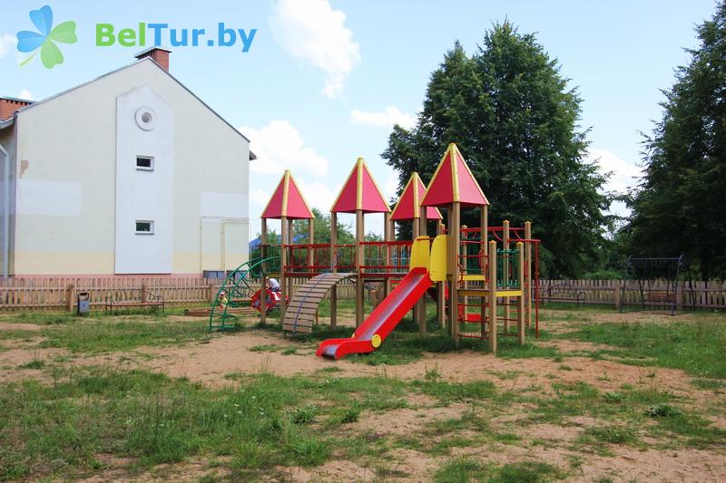 Отдых в Белоруссии Беларуси - гостиничный комплекс Сергуч - Детская площадка