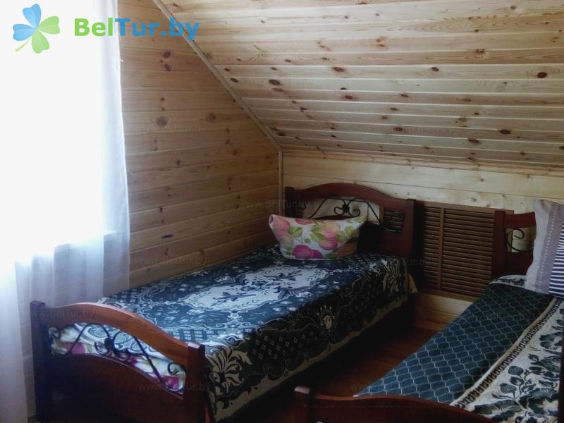 Rest in Belarus - hunter's house Smorgonsky - 1-room for four people (house 1) 