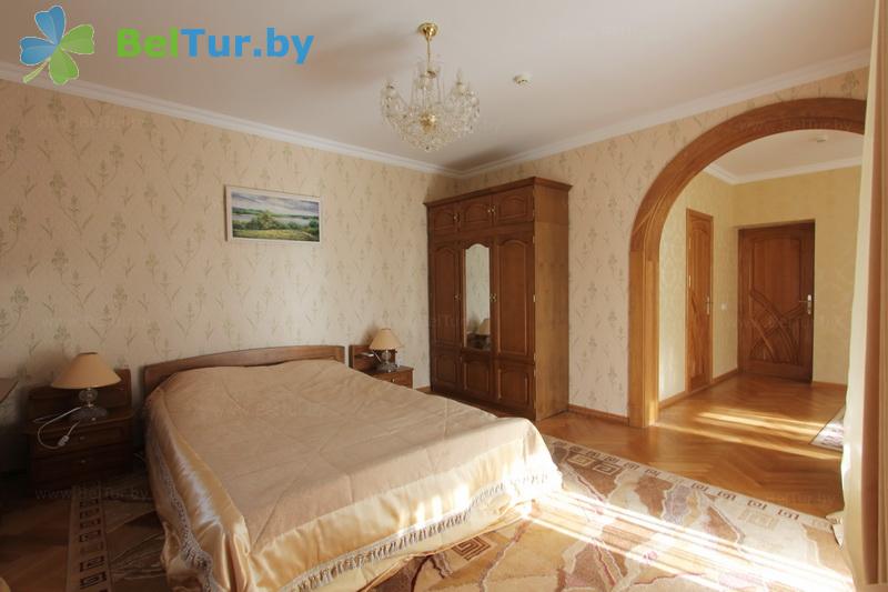 Rest in Belarus - recreation center Zolovo - house for 4 people (cottage 4) 