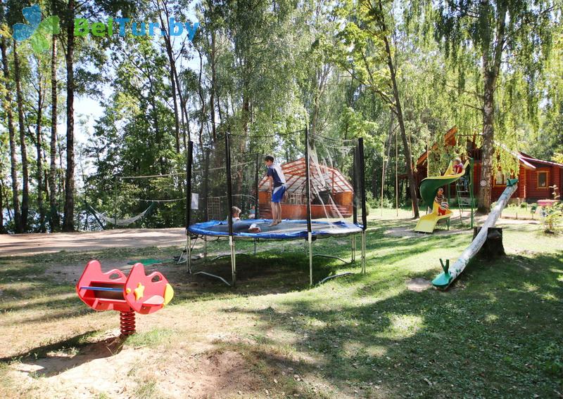 Отдых в Белоруссии Беларуси - пансионат ЛОДЭ - Детская площадка