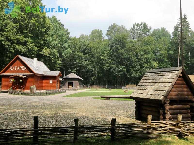 Rest in Belarus - hunter's house Pererov - cafe Hutorok