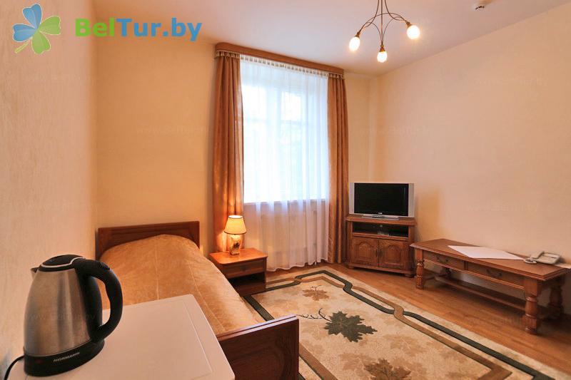 Rest in Belarus - hotel complex Kamenyuki - 1-room single (building 4) 