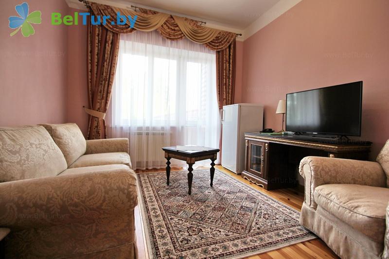 Rest in Belarus - hotel complex Kamenyuki - 2-room single suite (building 1, 3) 