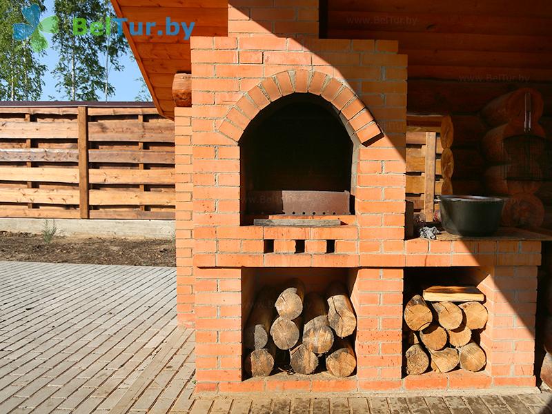 Rest in Belarus - hunter's house La Proni - Barbeque