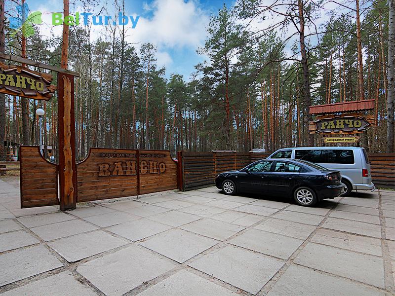 Rest in Belarus - hotel complex Rancho - Parking lot