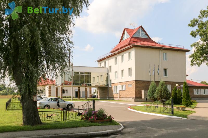 Rest in Belarus - hotel complex Nad Pripyatyu - administration building