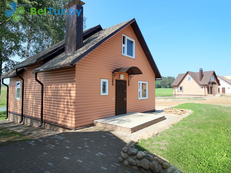 Rest in Belarus - tourist complex Nikolaevskie prudy - family cottages