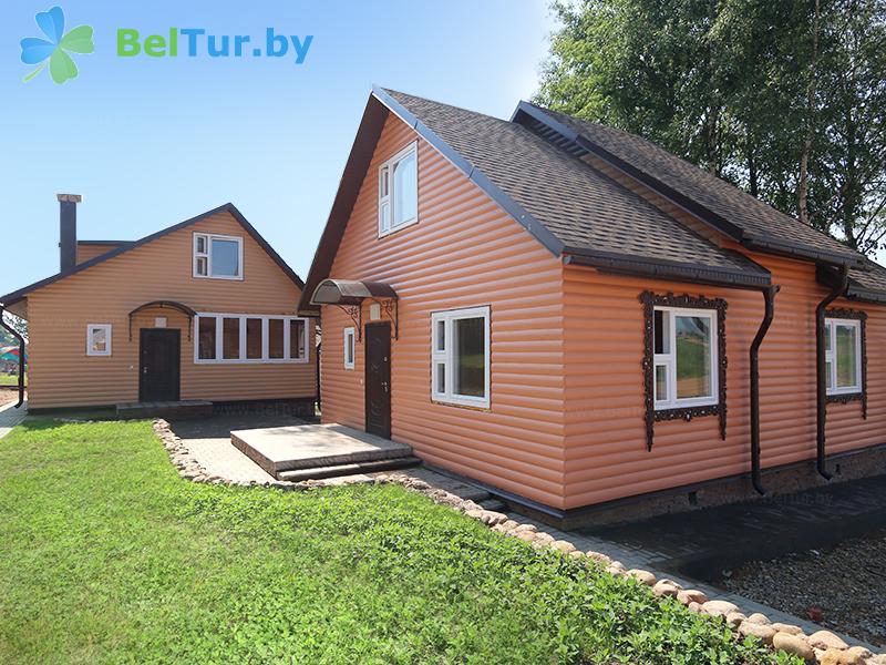 Rest in Belarus - tourist complex Nikolaevskie prudy - family cottages