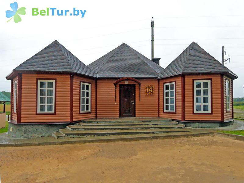 Rest in Belarus - tourist complex Nikolaevskie prudy - family cottages