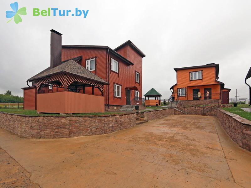 Rest in Belarus - tourist complex Nikolaevskie prudy - family cottages