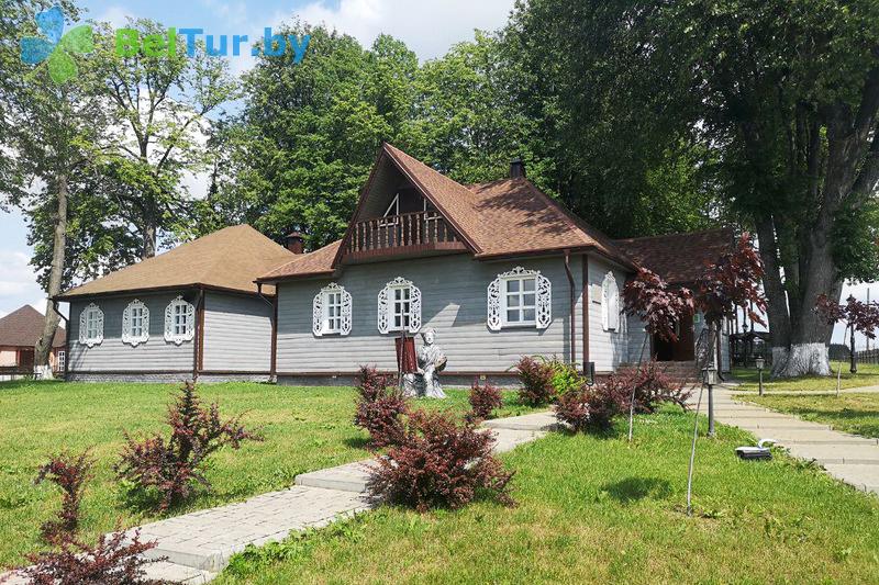 Rest in Belarus - tourist complex Nikolaevskie prudy - artist Nikolai Nevrev's house and museum