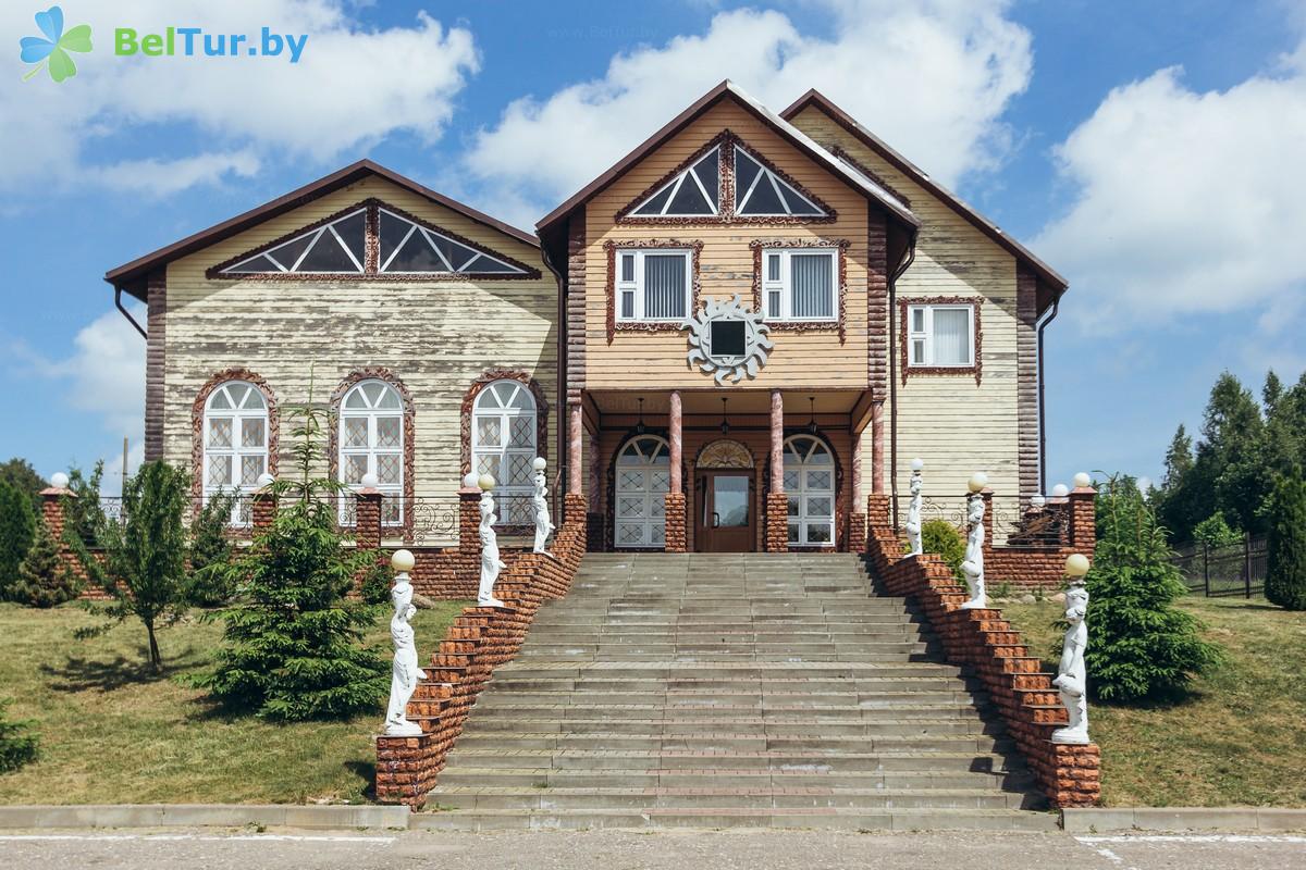 Rest in Belarus - tourist complex Nikolaevskie prudy - conference hall