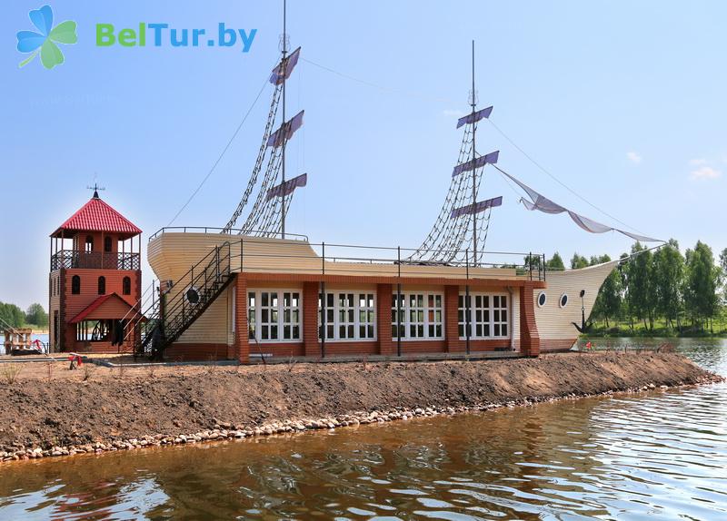 Rest in Belarus - tourist complex Nikolaevskie prudy - Rent boats