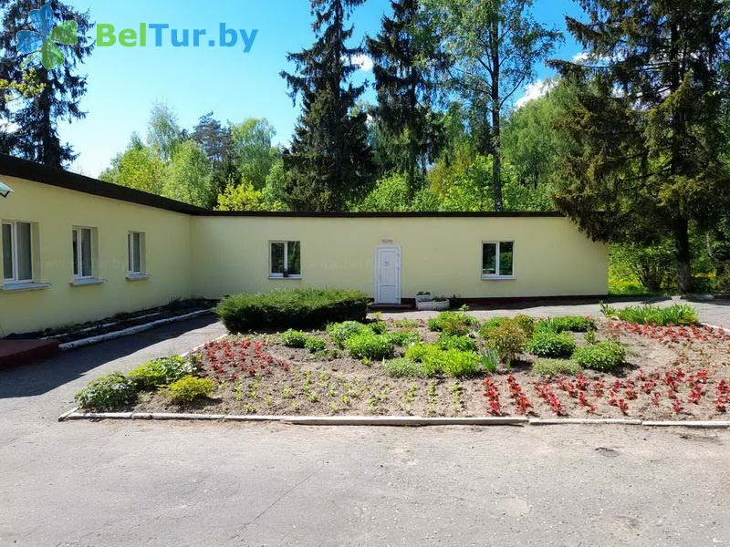 Rest in Belarus - recreation center Lesnaya polyana - administration building