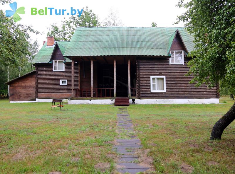 Rest in Belarus - hunter's house Hoinikskii - hunter's house