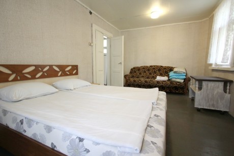 1-room for four people, House «Retro»